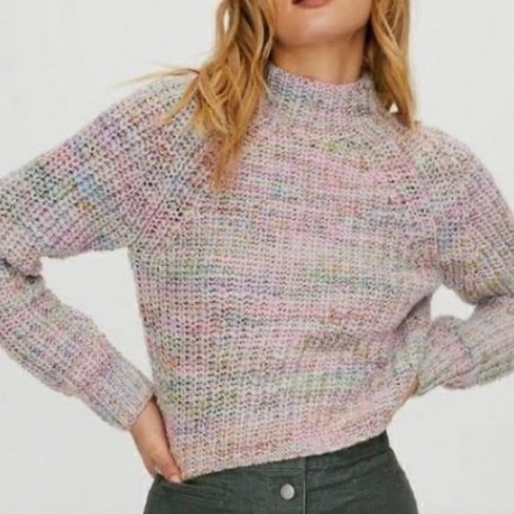 Aritzia Sweaters - Aritzia Wilfred Free Retrograde Multicolor Knit Cropped Sweater
